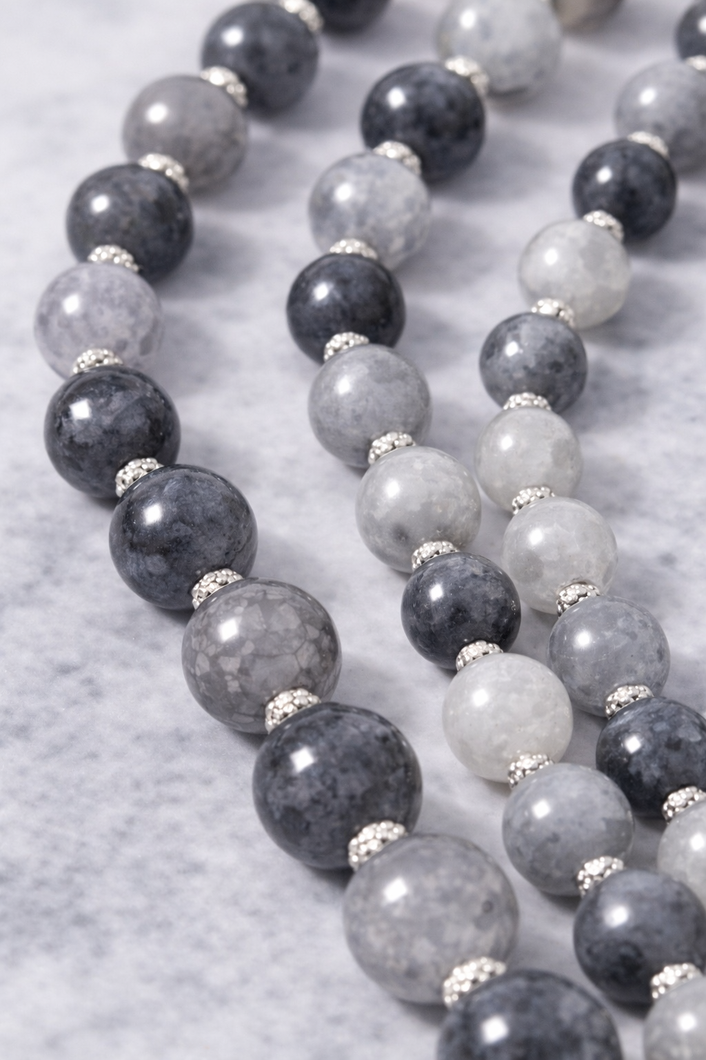 Smokey Quartz 120 cm – Grounding & Stability